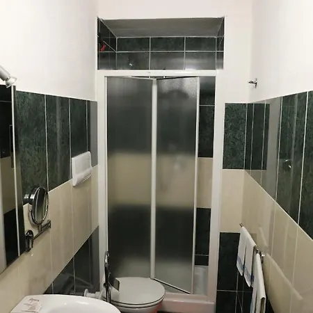 호텔 & 크로토네